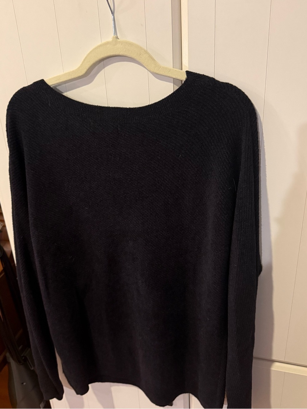 Barefoot Dreams CozyChic Ultra Lite Black V Neck Sweater S Quiet Luxury - Picture 2 of 5